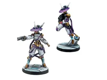A futuristic miniature character stands in a dynamic pose, wearing a flowing white and purple outfit, complete with a wide-brimmed hat adorned with horns. The figure holds a futuristic pistol in one hand, while the other arm is raised, showcasing intricate mechanical details on the limbs. The base features a sleek, tech-inspired design, emphasizing the character's sci-fi aesthetic.