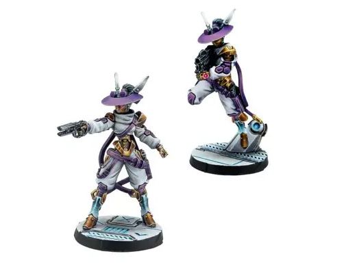 A futuristic miniature character stands in a dynamic pose, wearing a flowing white and purple outfit, complete with a wide-brimmed hat adorned with horns. The figure holds a futuristic pistol in one hand, while the other arm is raised, showcasing intricate mechanical details on the limbs. The base features a sleek, tech-inspired design, emphasizing the character's sci-fi aesthetic.