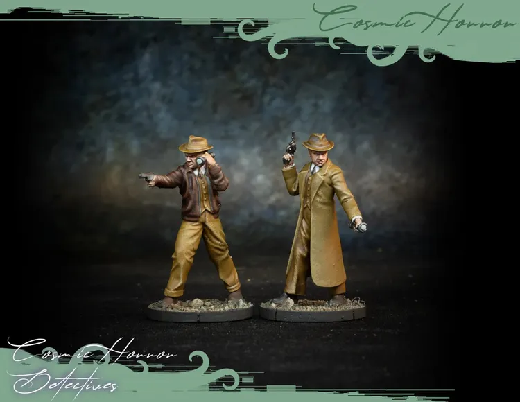 Two detailed miniatures stand on a textured base, representing characters from the Cosmic Horror game. On the left, a figure in a brown jacket and hat holds a pistol, while the right figure, dressed in a long beige coat and fedora, brandishes a revolver. The background features a dark, moody atmosphere, enhancing the supernatural horror theme of the game.